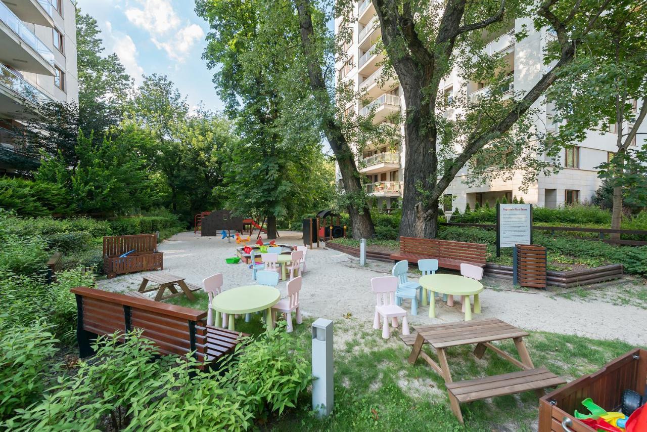 P&O Apartments Powisle Varsó Kültér fotó